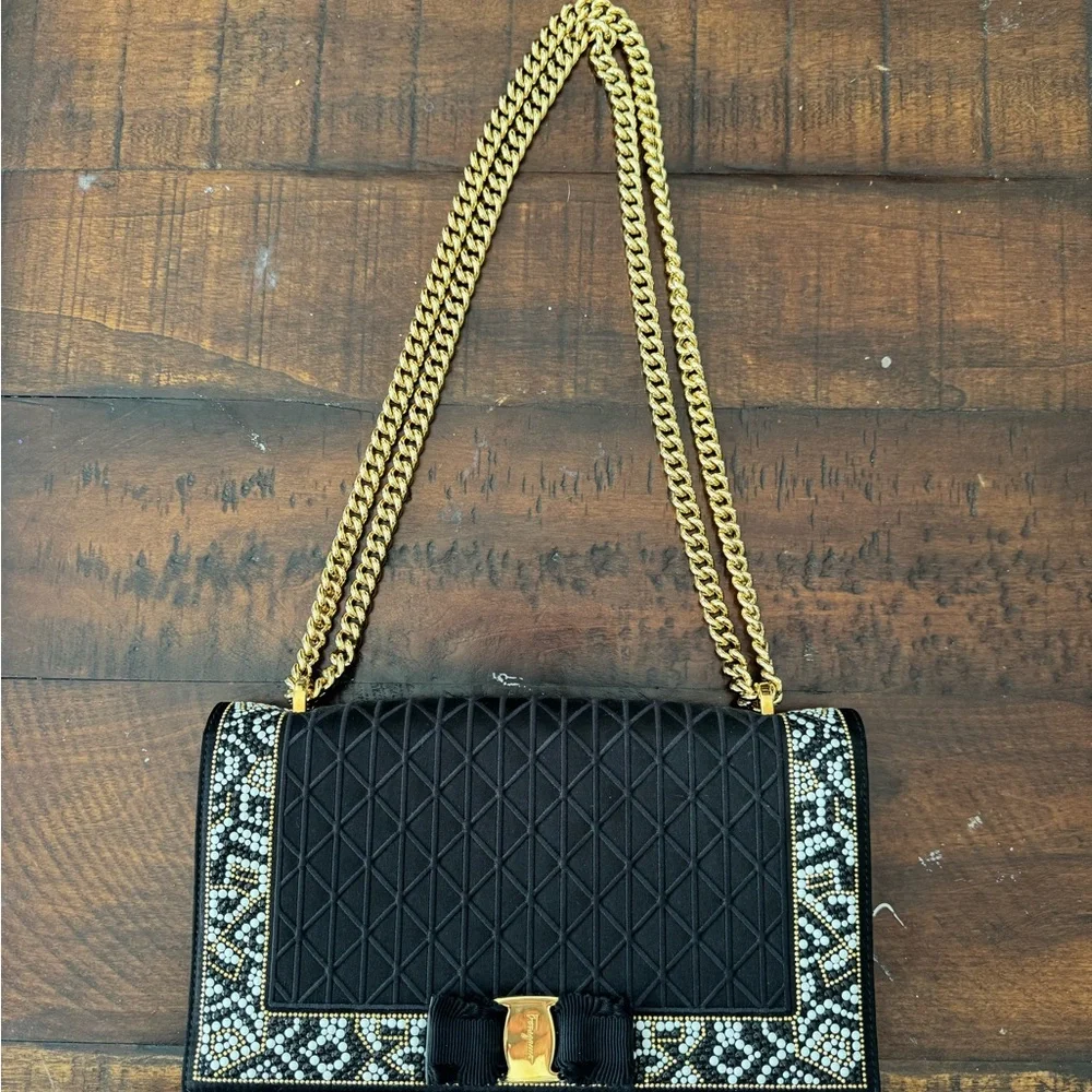 Salvatore Ferragamo Black Quilted Shoulder Bag - Picture 7 of 9